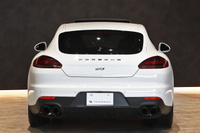 2015 Porsche PANAMERA null