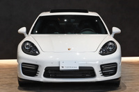 2015 Porsche PANAMERA null