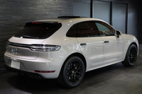 2021 Porsche MACAN null