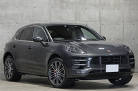 2018 Porsche MACAN null