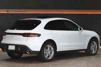 2022 Porsche MACAN null