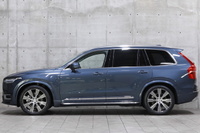 2022 Volvo XC90 null