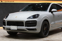 2021 Porsche CAYENNE null