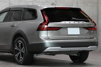 2022 Volvo V90 null