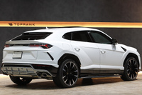 2021 Lamborghini Urus null