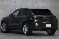 2021 Porsche MACAN null