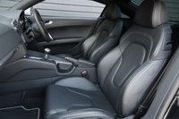 2010 Audi TT RS COUPE null