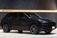 2021 Porsche CAYENNE E- Hybrid