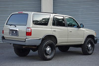 2000 Toyota HILUX SURF SSR-X, US 4Runner Syle, Toyota Grill, Manual Transmission, 2 Inch Lift up