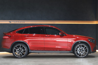 2017 Mercedes-AMG glc-class null