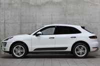 2018 Porsche MACAN null