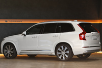 2022 Volvo XC90 null