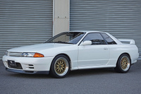 1991 Nissan SKYLINE GT-R BNR32 GT-R, Apexi Muffler, GReddy Height Adjustable Coilovers