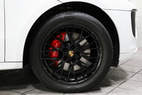 2021 Porsche MACAN null