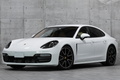 2018 Porsche PANAMERA null