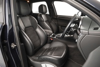 2021 Porsche MACAN 