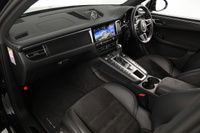 2021 Porsche MACAN 