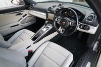 2018 Porsche 718 CAYMAN 