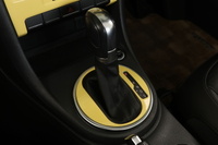 2013 Volkswagen THE BEETLE CABRIOLET null