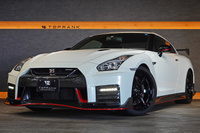 2017 Nissan GT-R R35 GT-R NISMO MY17, Recaro Seats, Dry Carbon Front Bumper, LOW MILEAGE