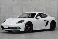 2024 Porsche 718 CAYMAN null