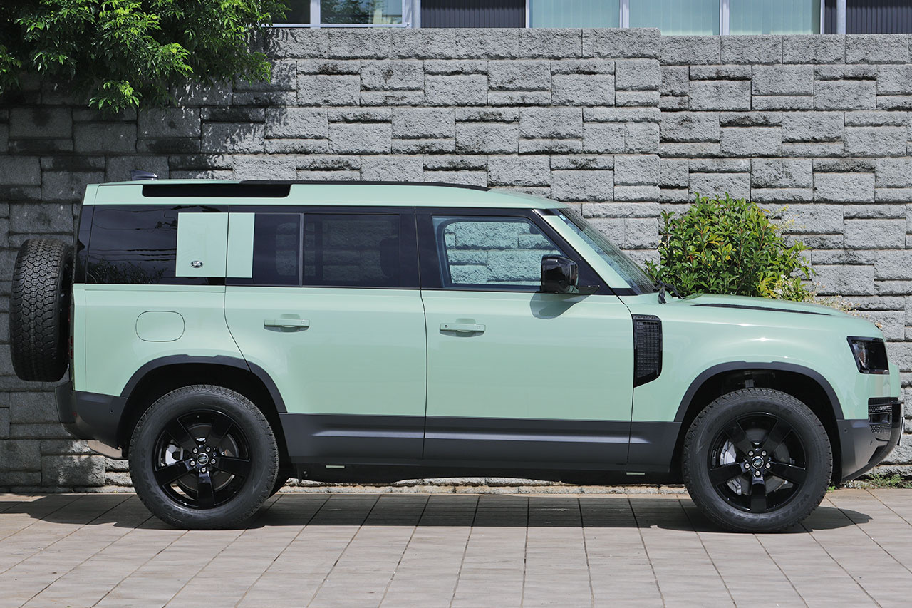 2023 Land Rover DEFENDER 