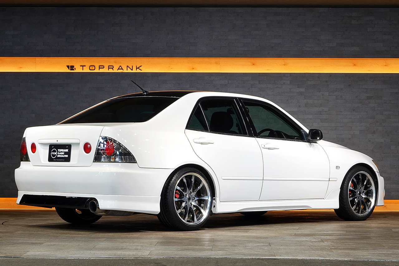 1999 Toyota ALTEZZA SXE10 RS200 Z Edition, Aftermarket Aero, HKS Legalmax Muffler, Aftermarket 18inch Wheels