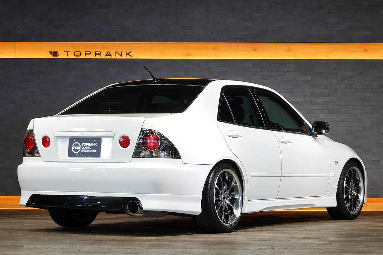 1999 Toyota ALTEZZA SXE10 RS200 Z Edition, Aftermarket Aero, HKS Legalmax Muffler, Aftermarket 18inch Wheels