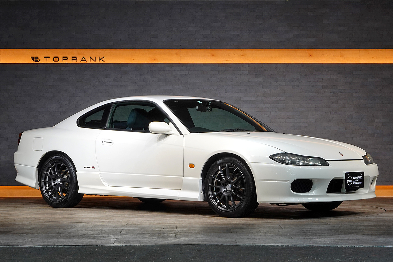 2000 Nissan SILVIA S15 Silvia Spec-R, Blitz Muffler・Height Adjustable Coilovers, 5Zigen 17 Inch Wheels