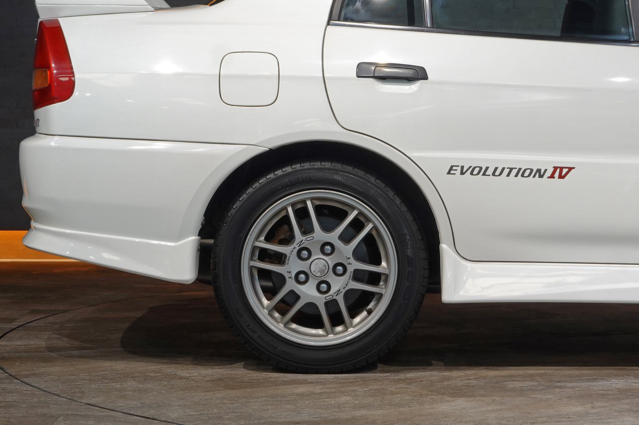 1996 Mitsubishi LANCER EVOLUTION CN9A Lancer RS Evolution IV, Optional Manual AC, OZ Racing 16 Inch Alloy Wheels, Fujitsubo Muffler