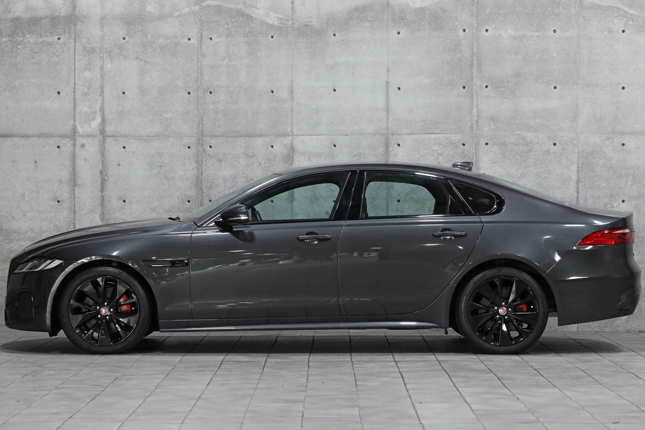 2022 Jaguar XF null