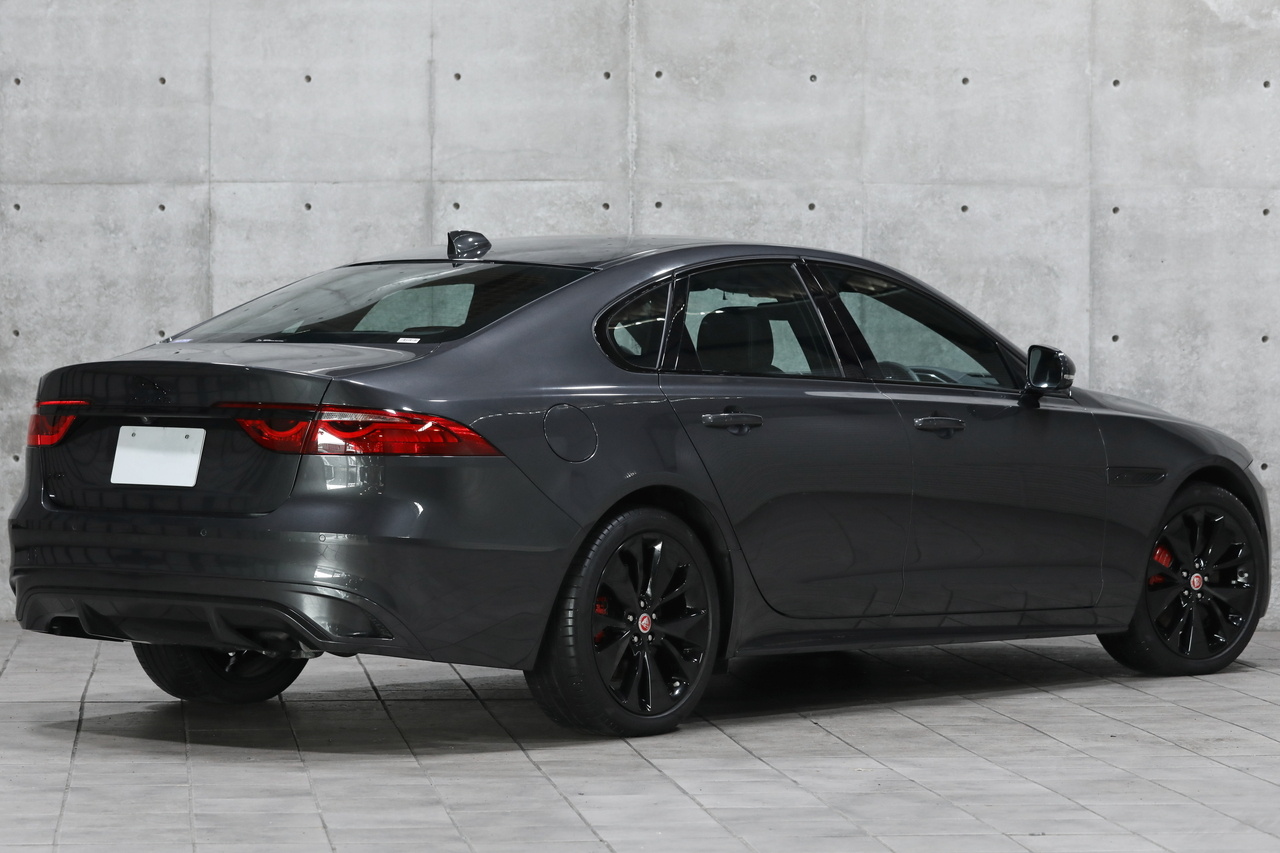 2022 Jaguar XF null