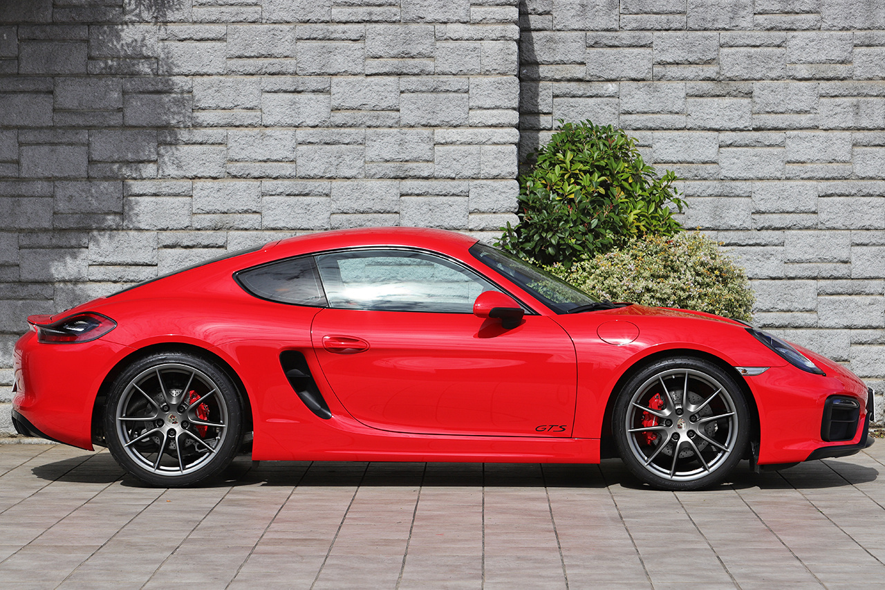 2015 Porsche CAYMAN 