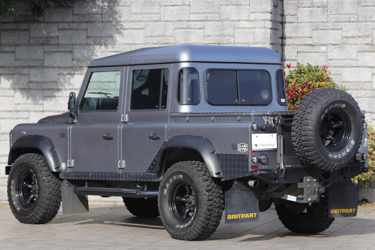 2011 Land Rover DEFENDER null