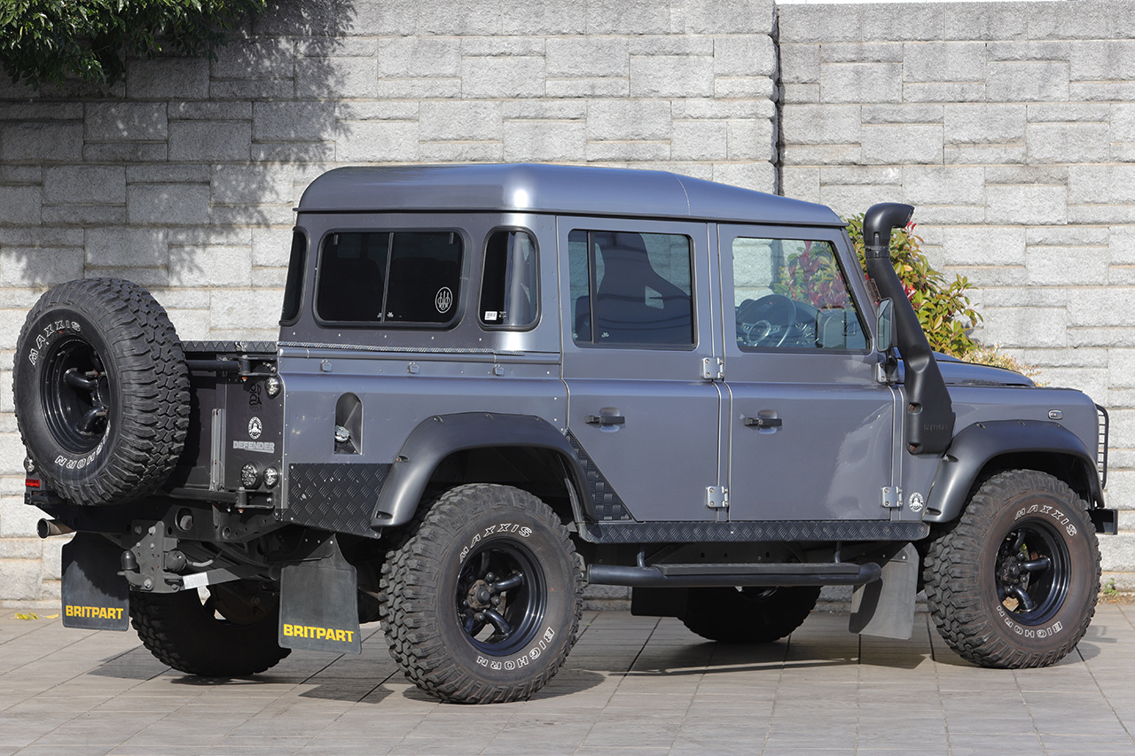 2011 Land Rover DEFENDER null