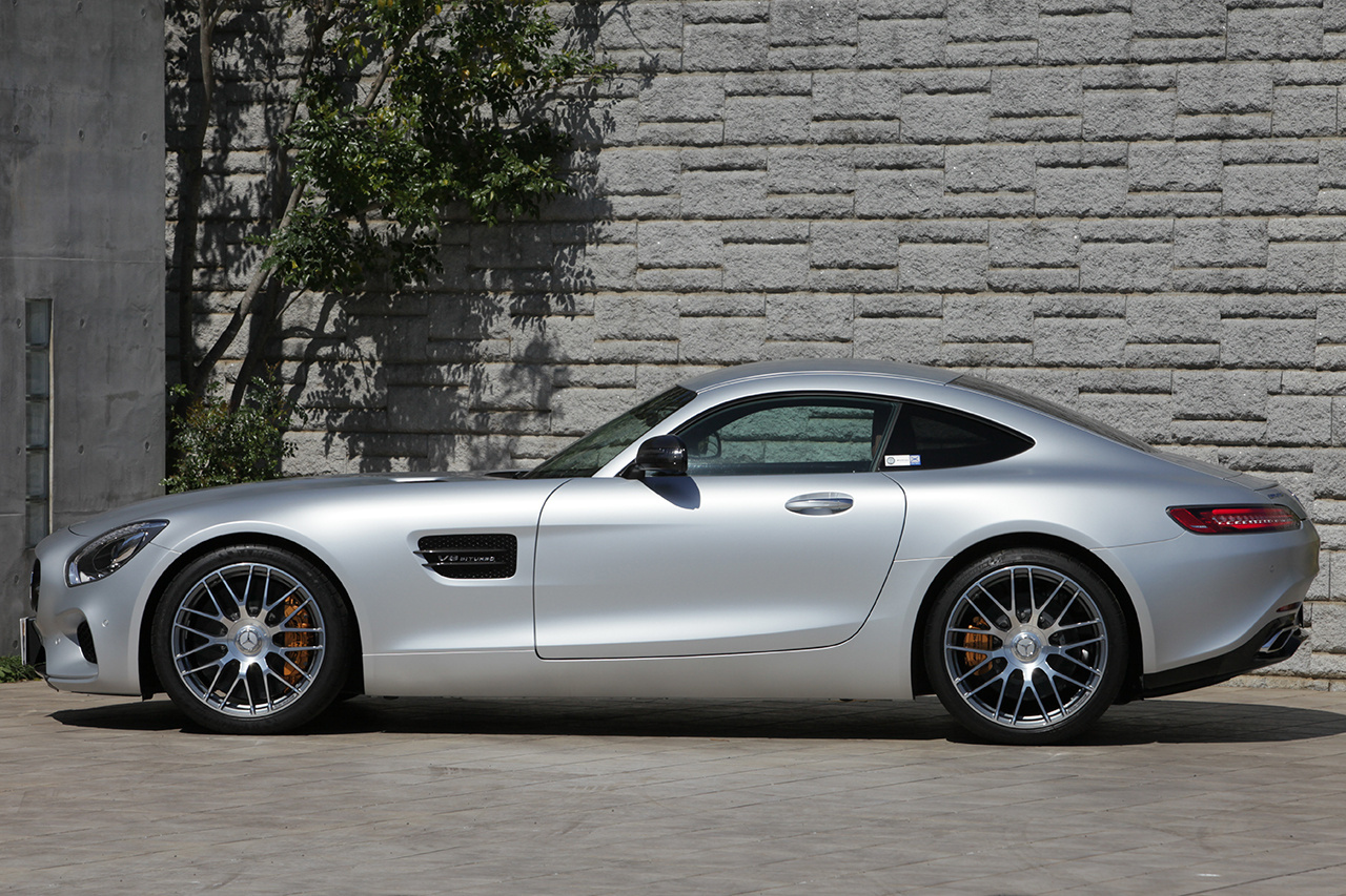 2017 Mercedes-AMG GT 