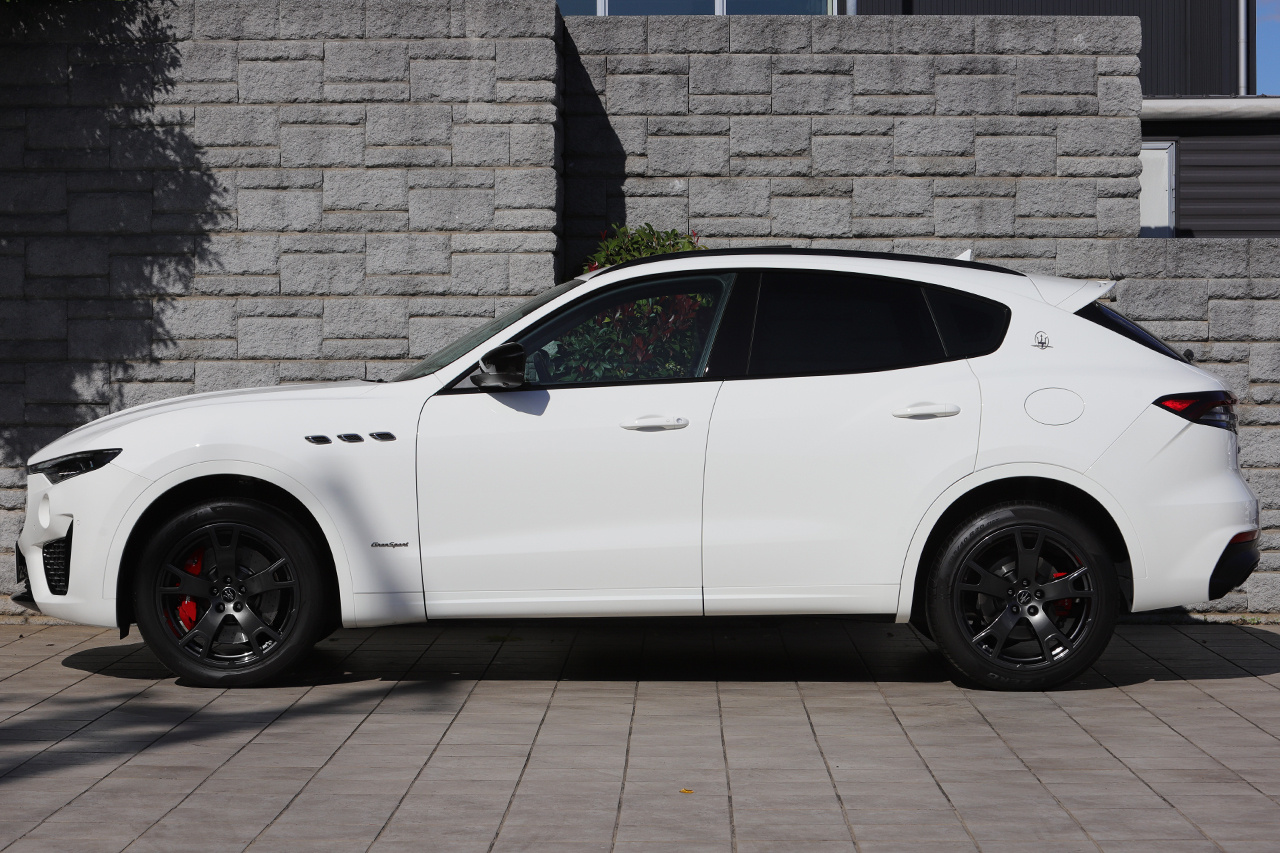 2021 Maserati Levante 