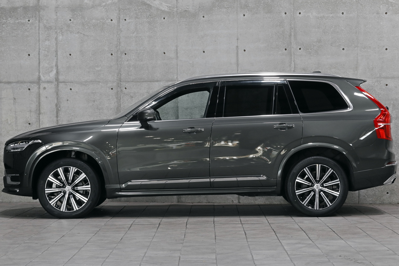 2021 Volvo XC90 null