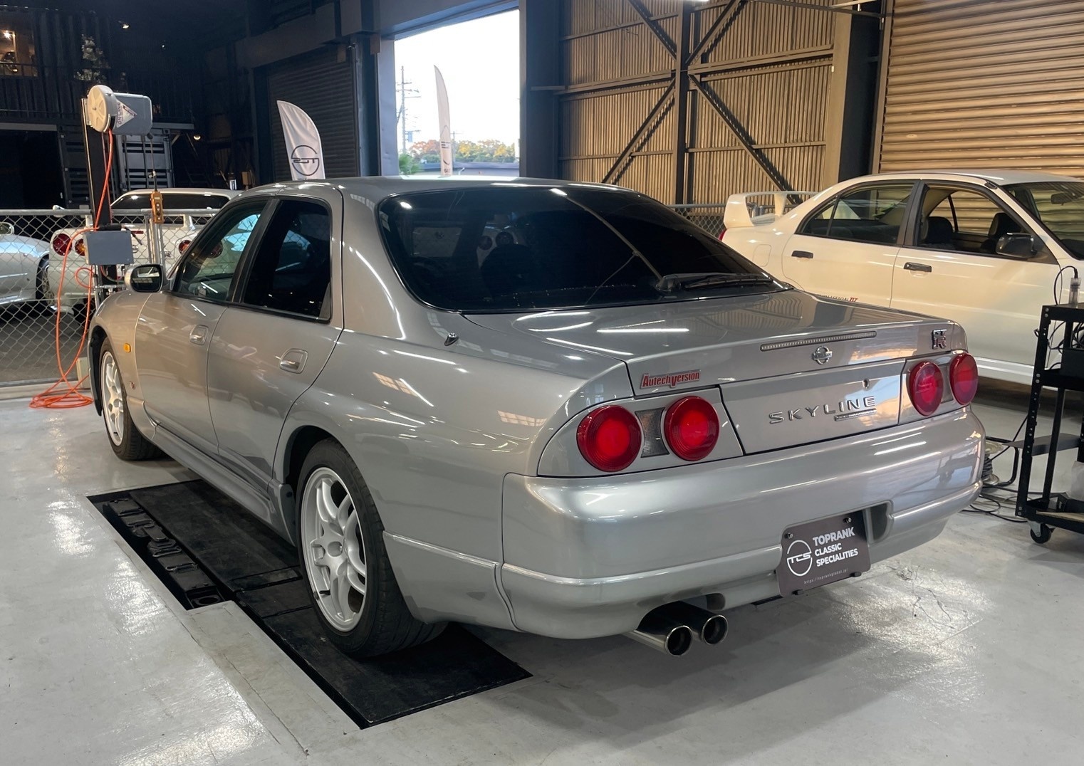 1998 Nissan SKYLINE GT-R Future inventory BCNR33 R33 GT-R Autech Version 40th Anniversary