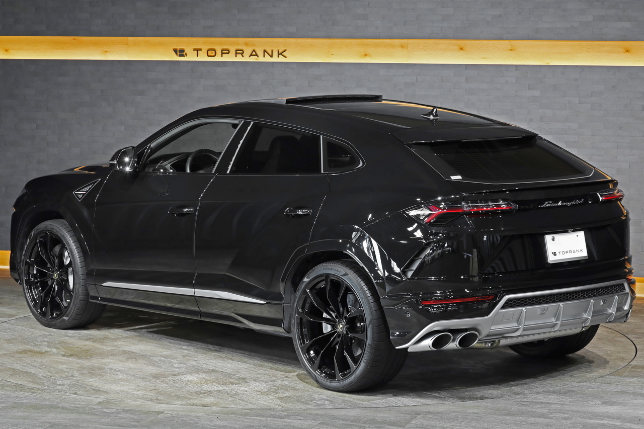 2020 Lamborghini Urus 