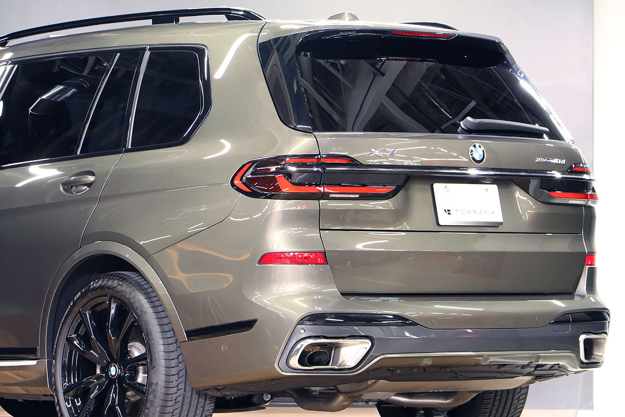 2023 BMW X7 