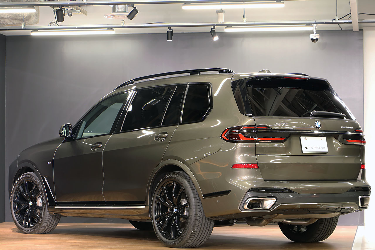 2023 BMW X7 