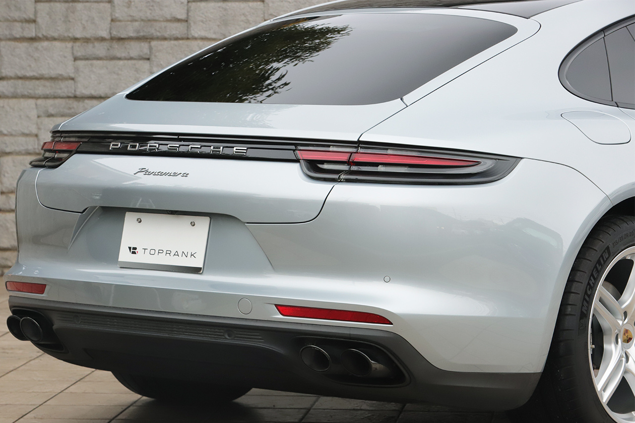 2020 Porsche PANAMERA null