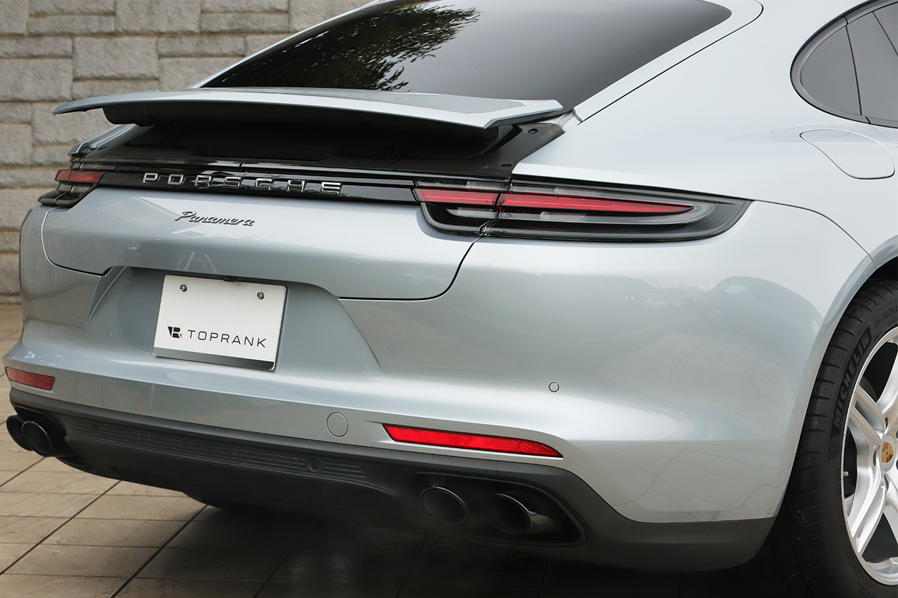 2020 Porsche PANAMERA null