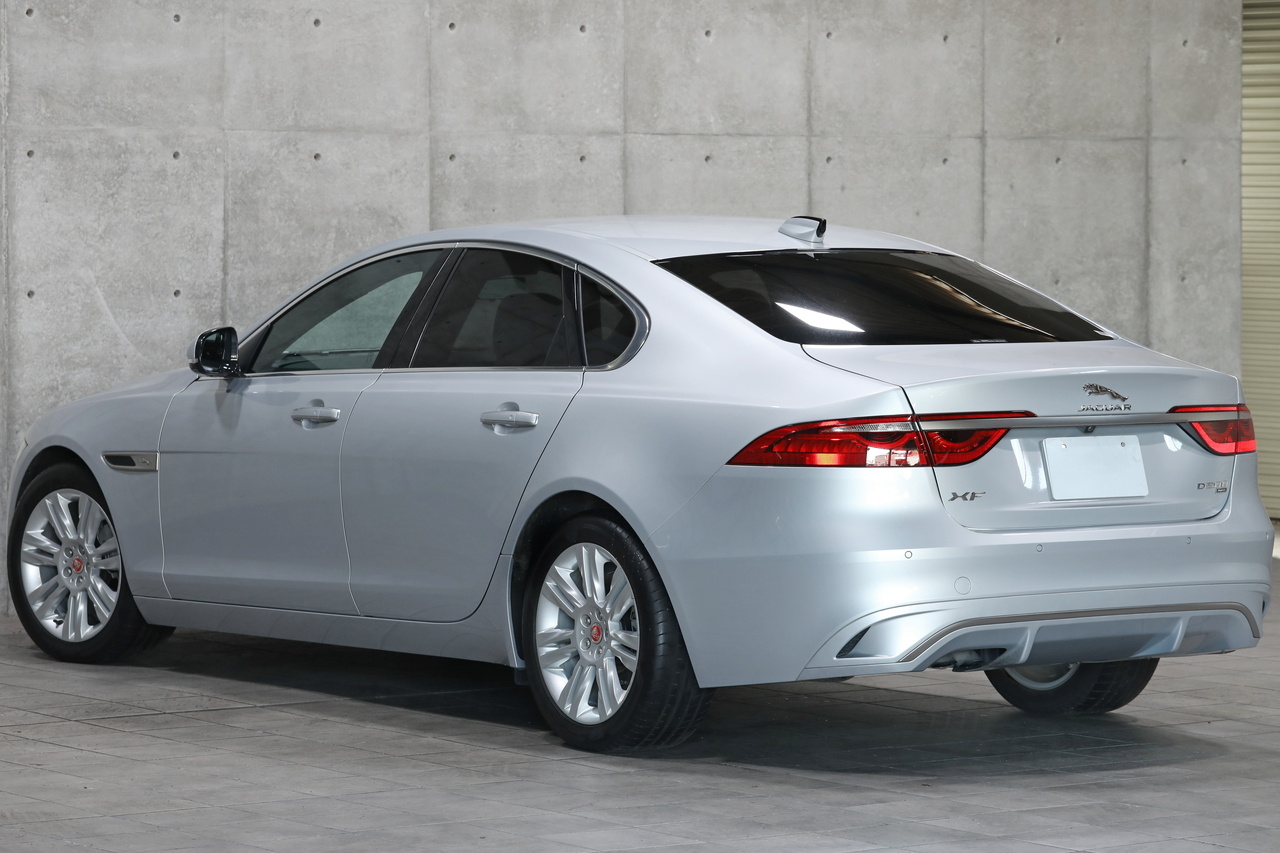 2023 Jaguar XF null