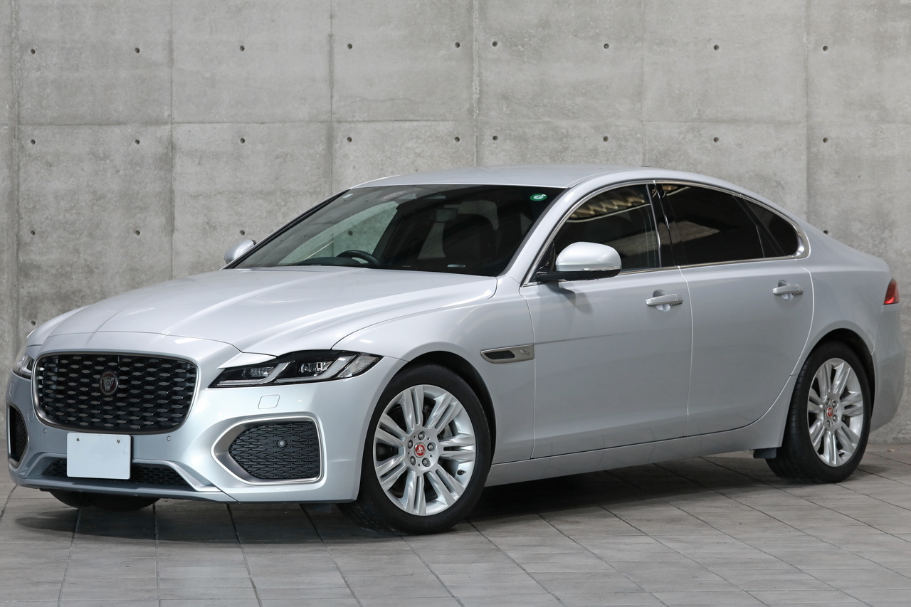 2023 Jaguar XF null