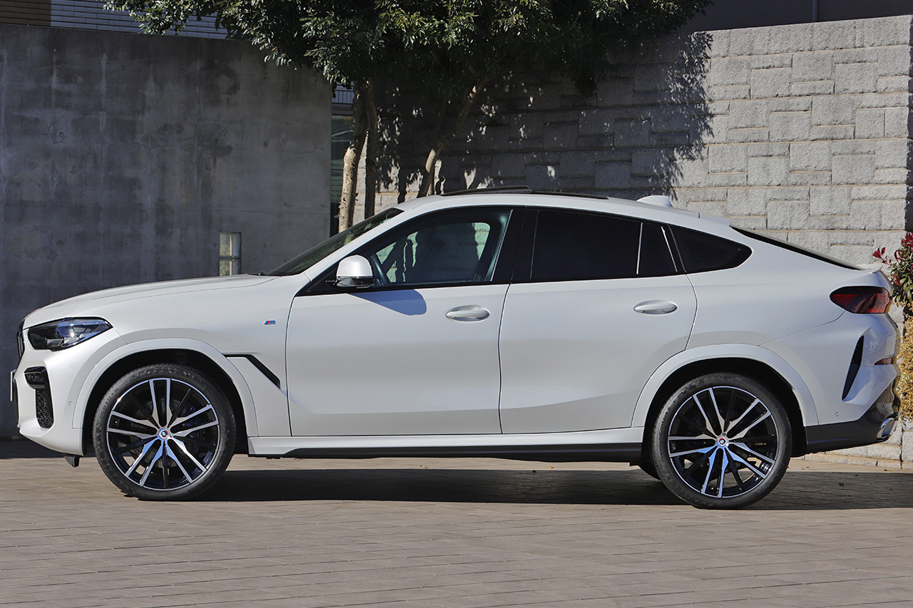 2023 BMW X6 