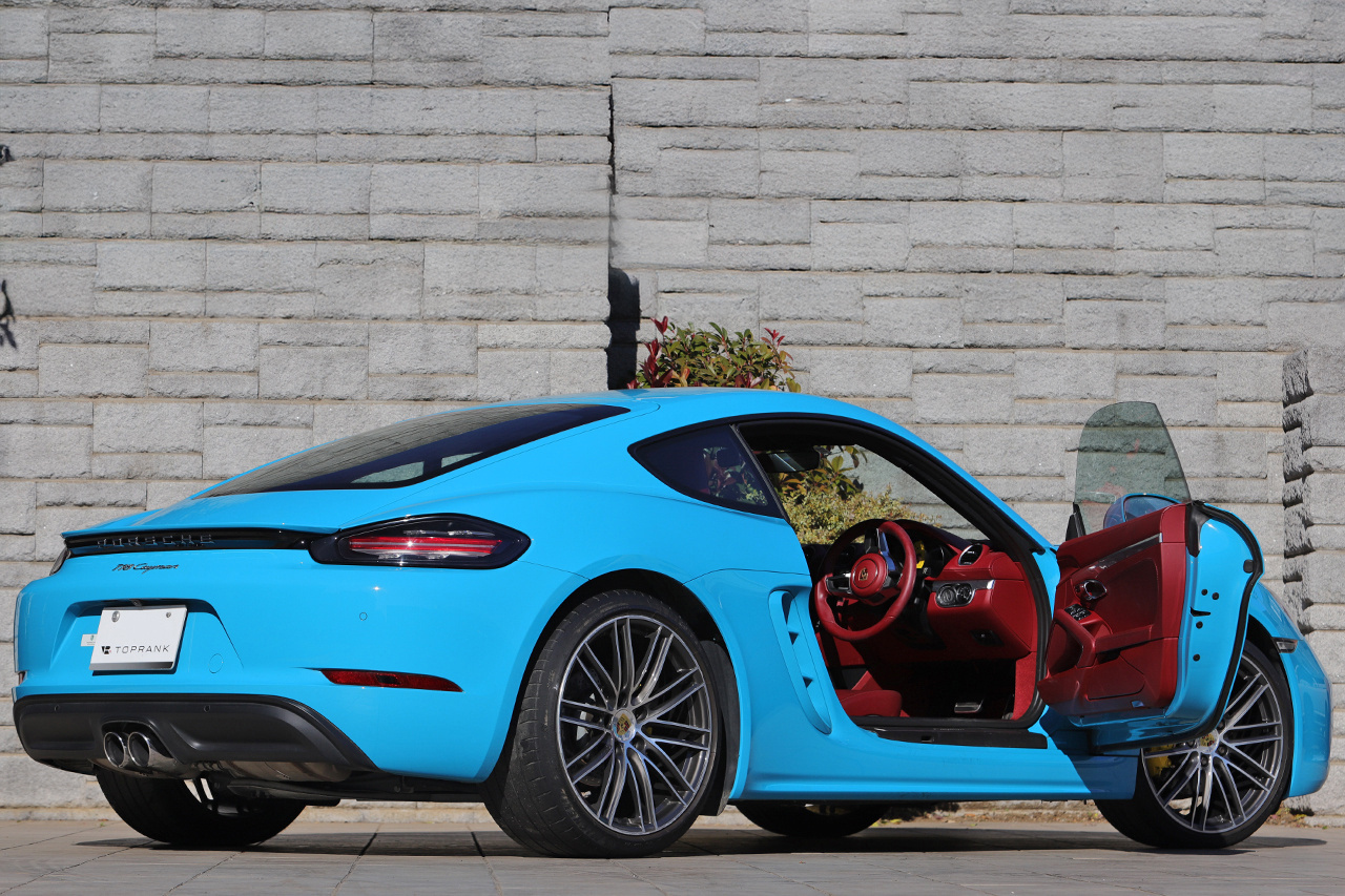 2018 Porsche 718 CAYMAN 