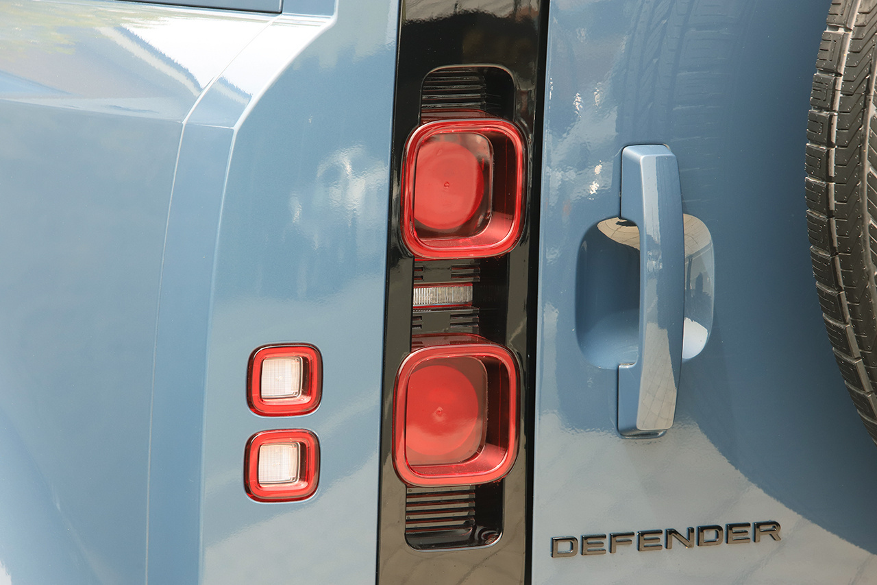 2023 Land Rover DEFENDER null