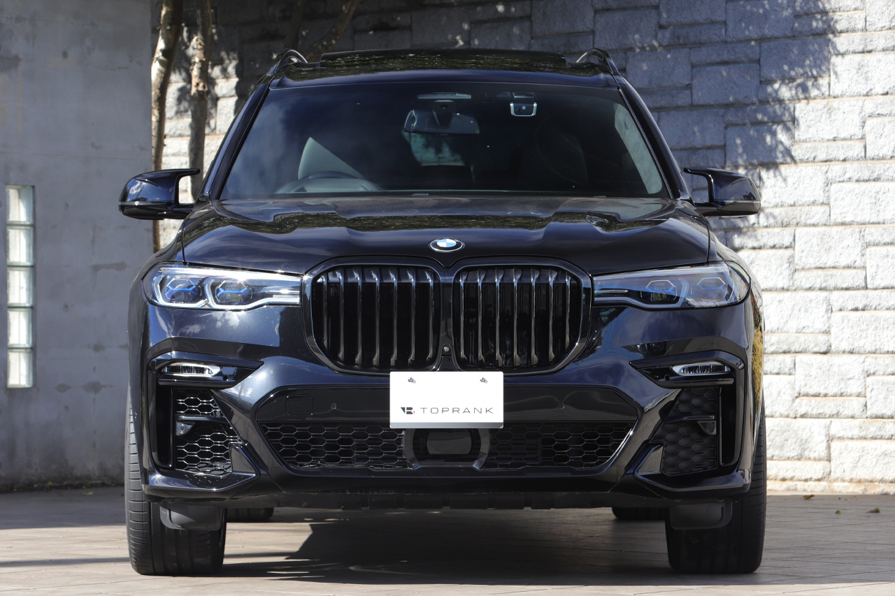 2021 BMW X7 